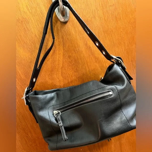 COACH - East West Legacy Handbag F066-1417 - Black Leather (EUC) - Picture 2 of 16